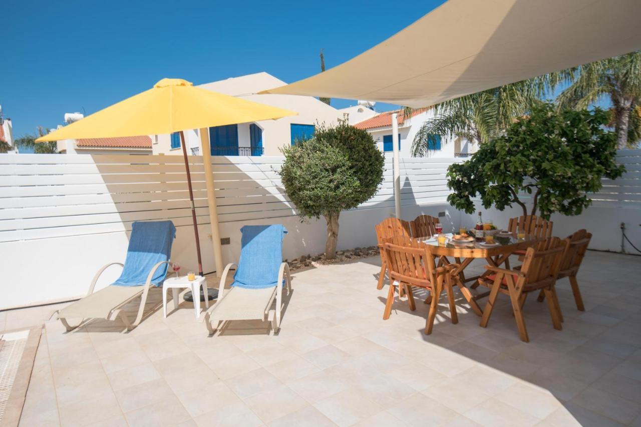 Villa Pomelo Протарас Екстериор снимка