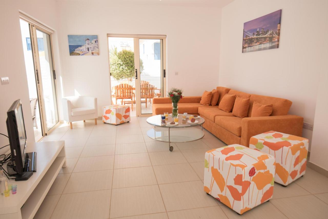 Villa Pomelo Протарас Екстериор снимка