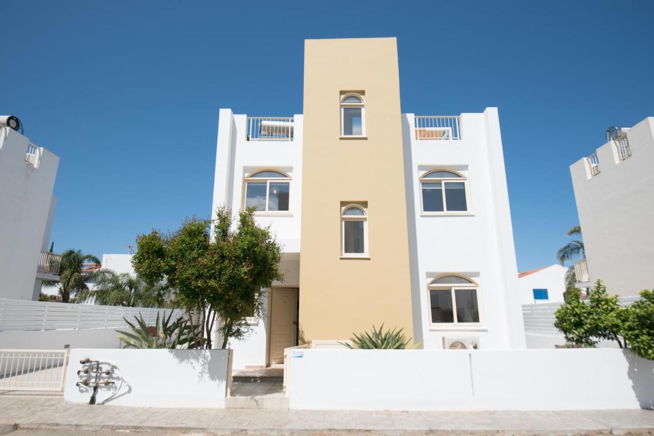 Villa Pomelo Протарас Екстериор снимка