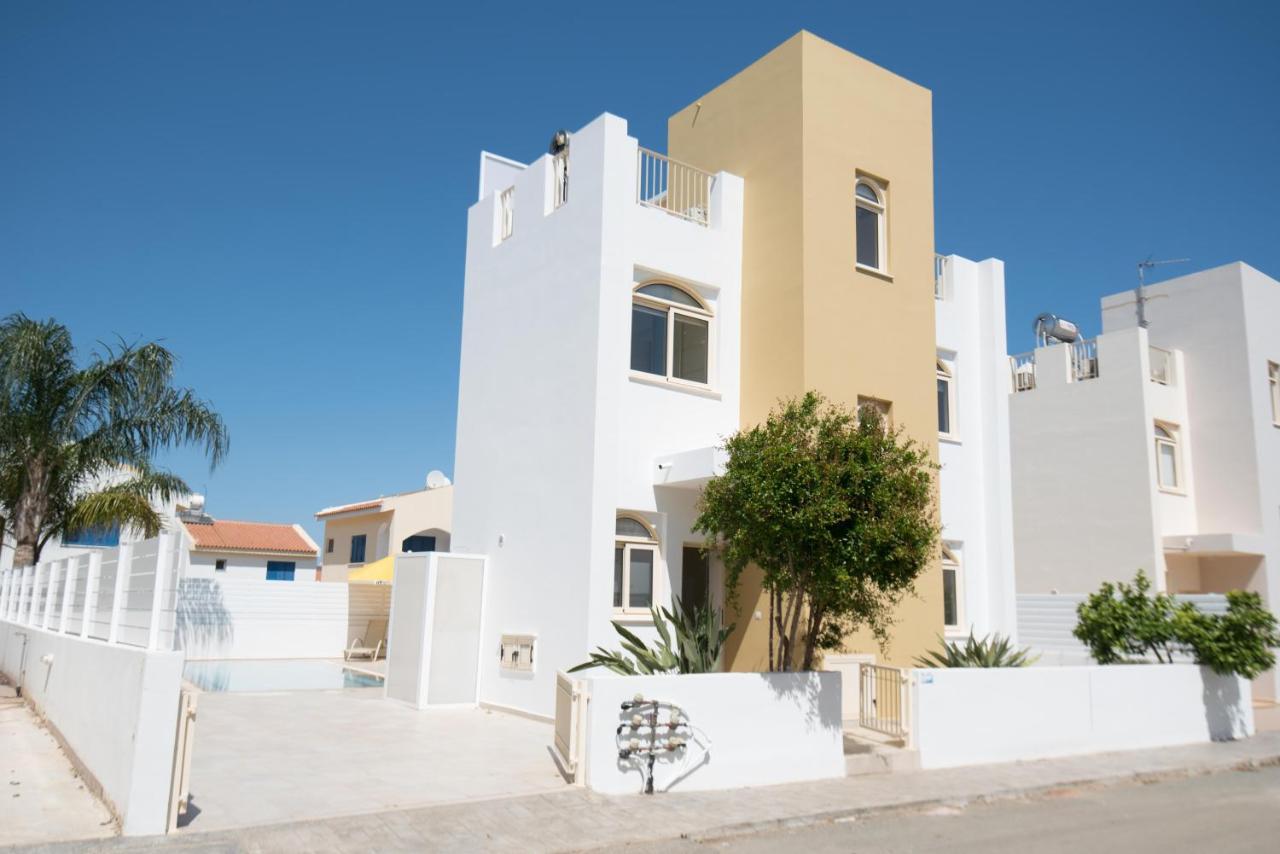 Villa Pomelo Протарас Екстериор снимка