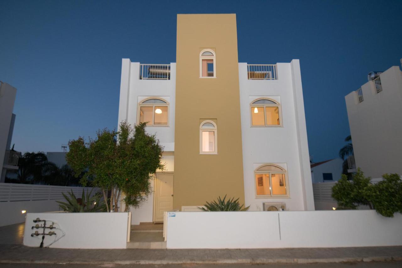 Villa Pomelo Протарас Екстериор снимка