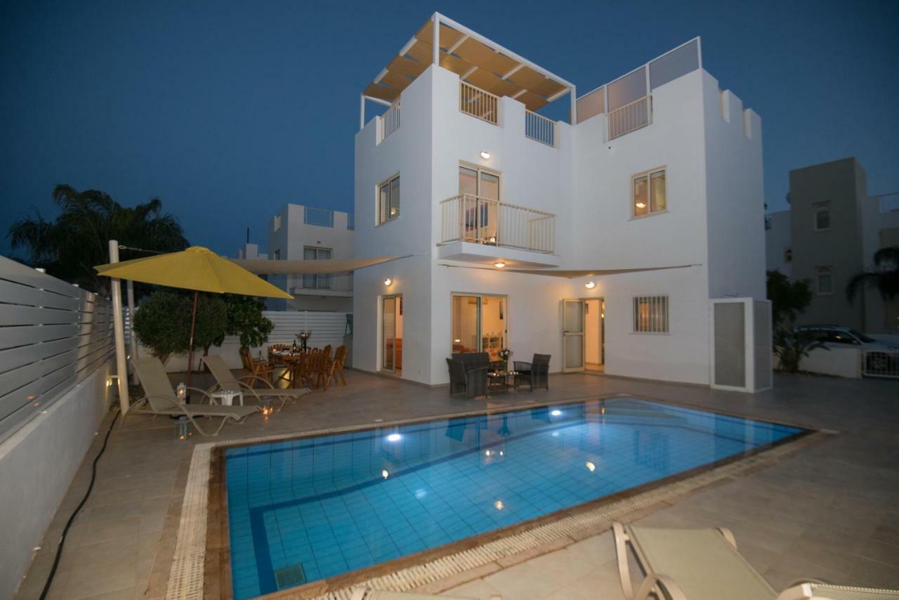 Villa Pomelo Протарас Екстериор снимка